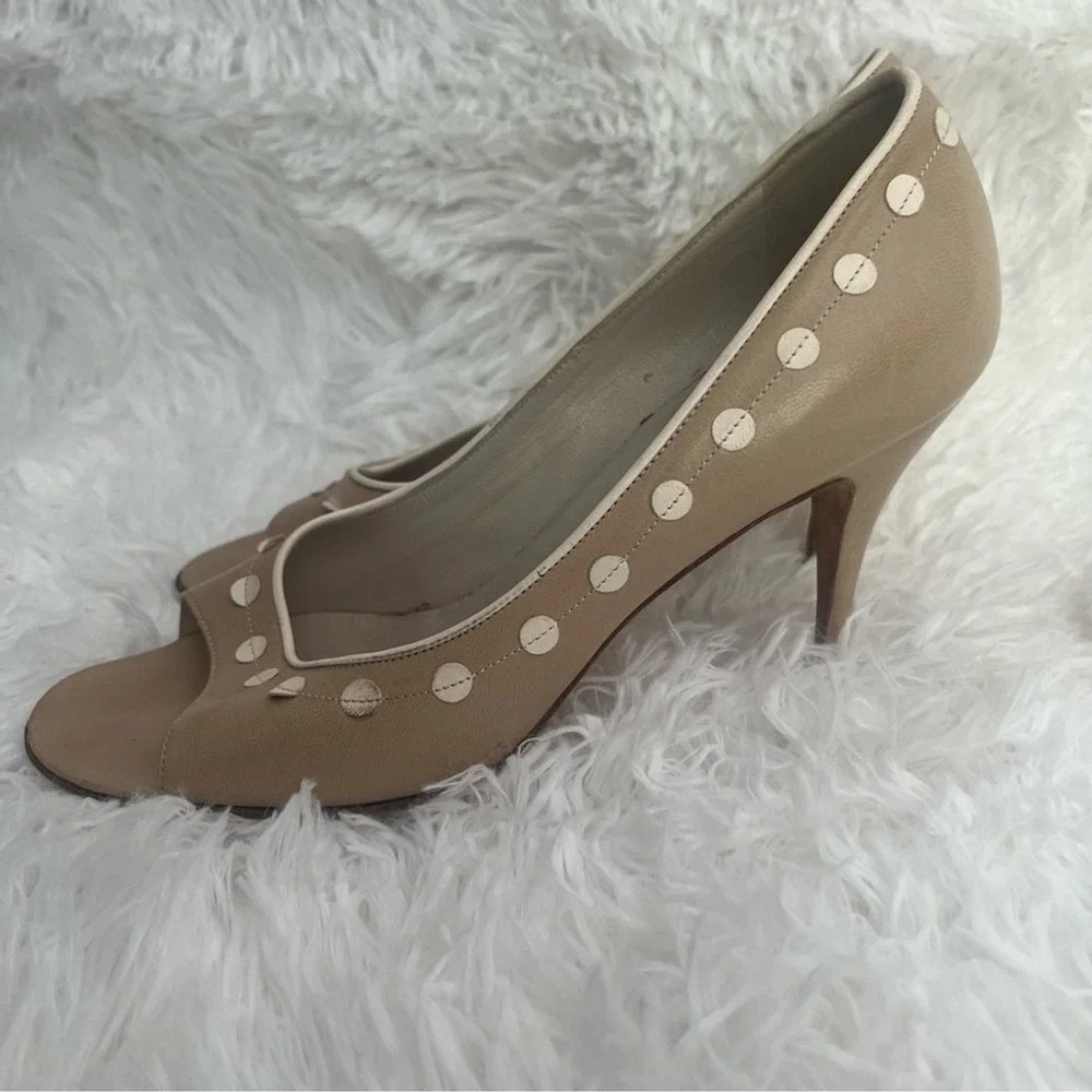 L'Autre Chose Tan Leather Peep Toe Polka Dot Studded Heels Pumps US 7.5‎ 37.5